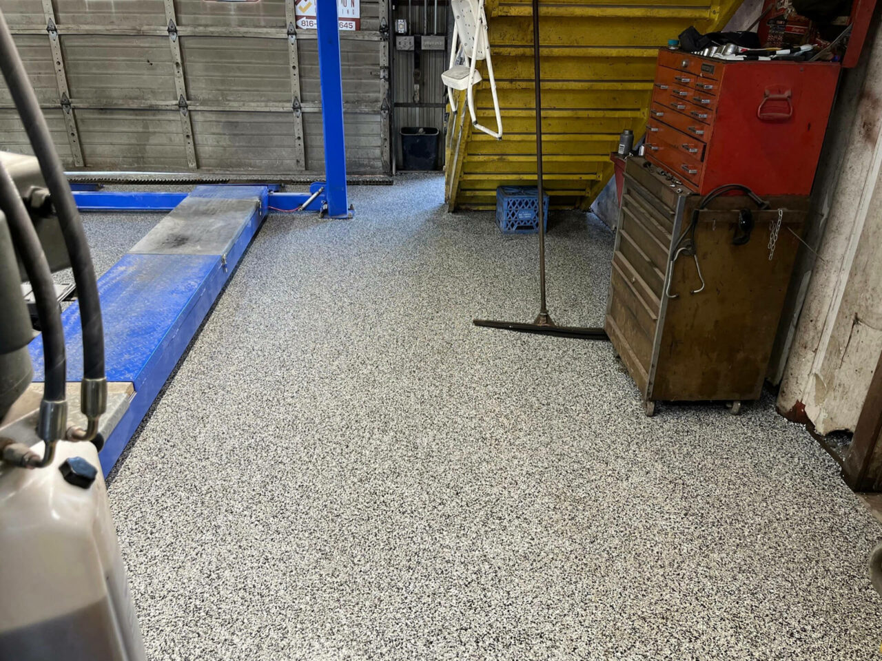 apexcc-auto-repair-shop-floor-coating-overland-park-ks-3